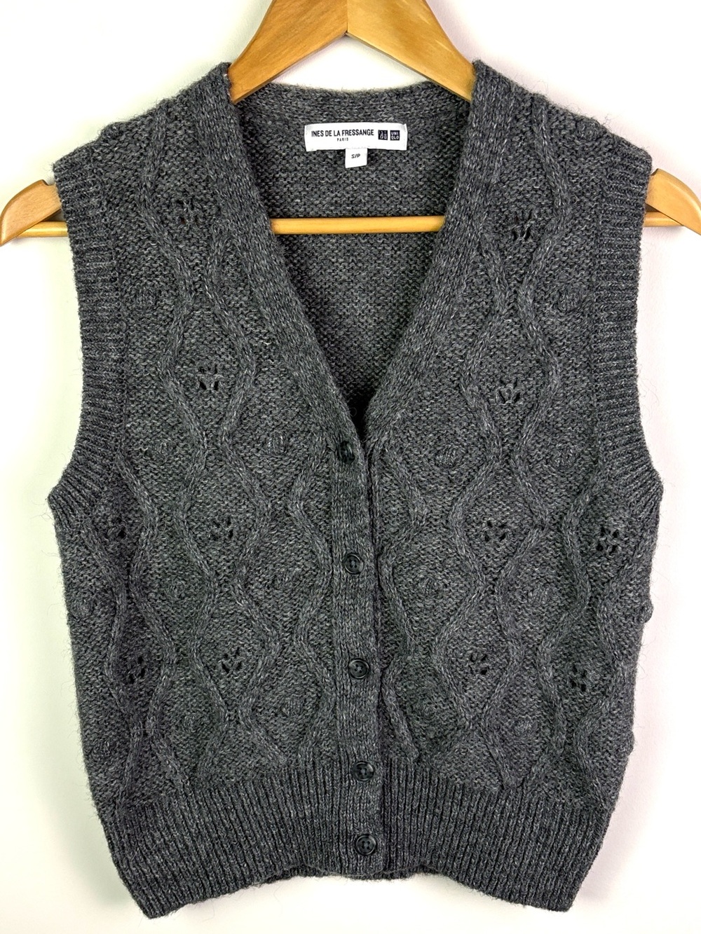 Ines de la Fressange X Uniqlo Dark Gray Cable Knit Button Vest size S
